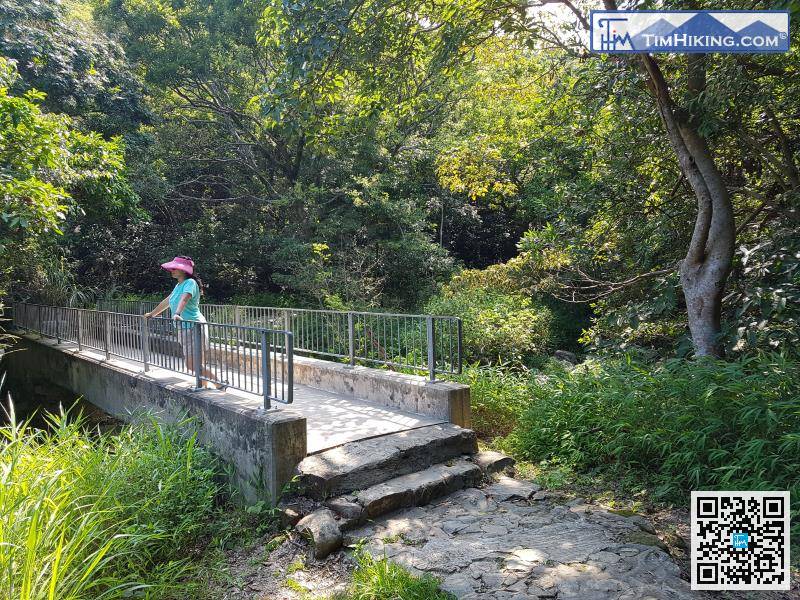 再行多幾分鐘便到了清平橋