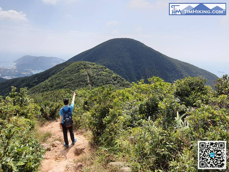 前往孖崗山的南峰